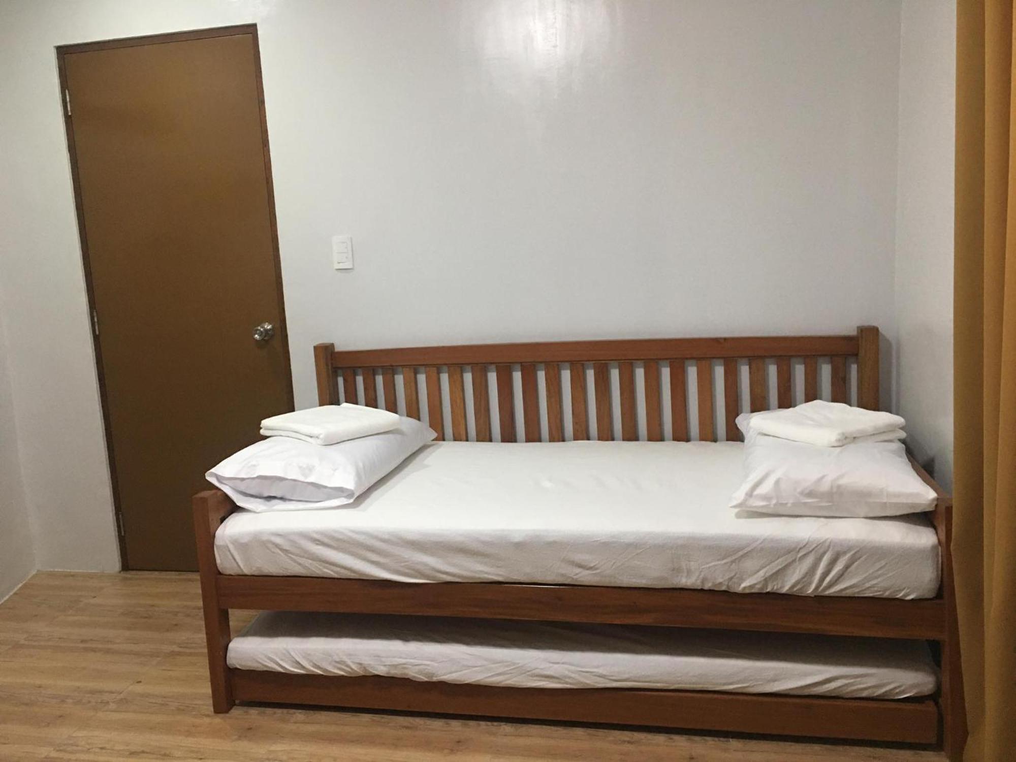 Pompeo And Luming'S Inn Calauag 외부 사진